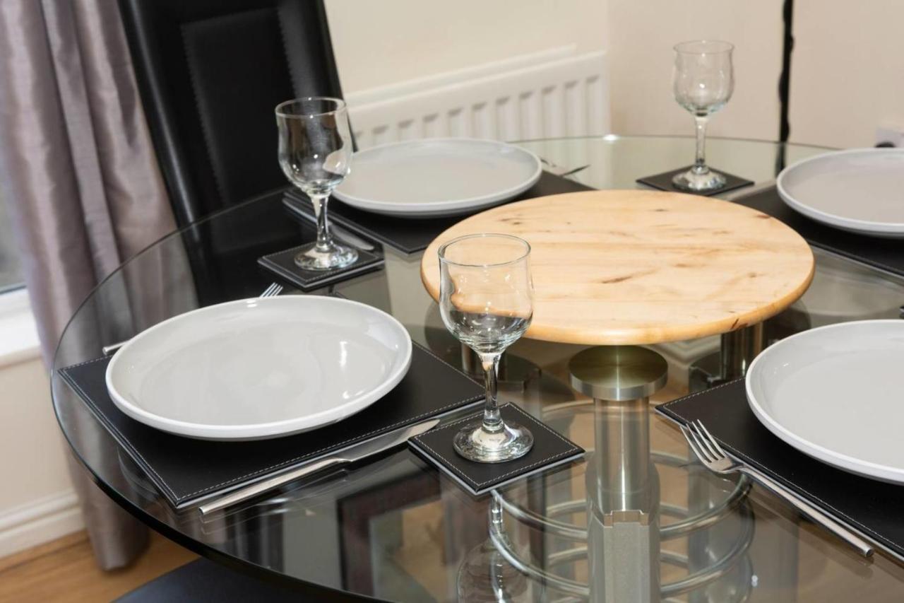 مانشستر Guestready - Top Floor Apt 2Min Walk To O2 Apollo المظهر الخارجي الصورة