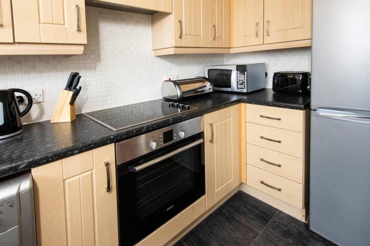 مانشستر Guestready - Top Floor Apt 2Min Walk To O2 Apollo المظهر الخارجي الصورة